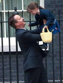 吃瓜群众老中枪,揭秘网络热词背后的真实故事